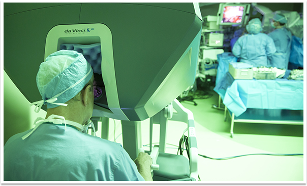 Dr. James Barter, medical director, Gynecologic Oncology Research, Holy Cross Health, performed the first robotic surgery at Holy Cross Germantown Hospital